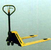 Rental store for pallet jack 5500lb capacity in Northeast Ohio