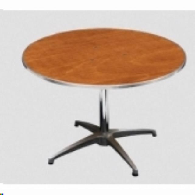 Rental store for table 30 inch round in Northeast Ohio